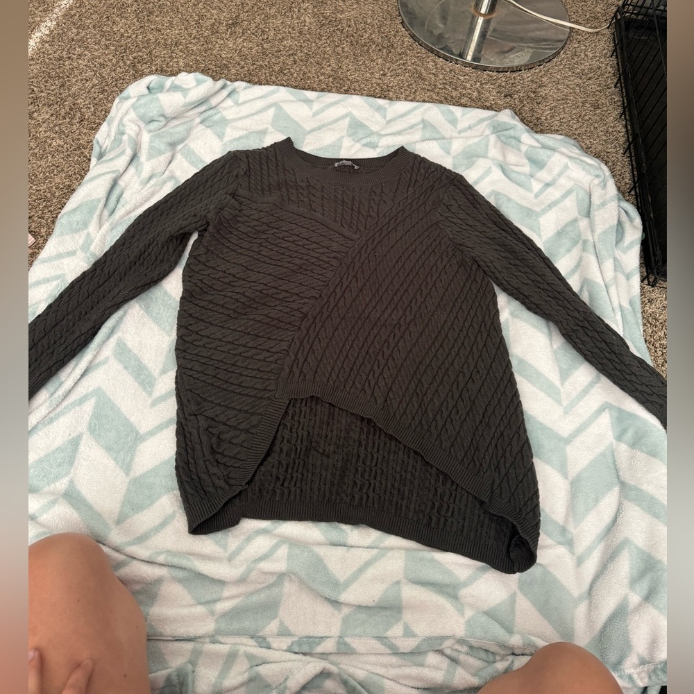 Sweater🖤